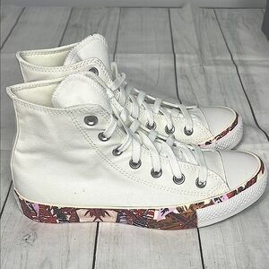 Converse Women’s Chuck Taylor All Star High Top  White/Multicolor Trim Size 7.5